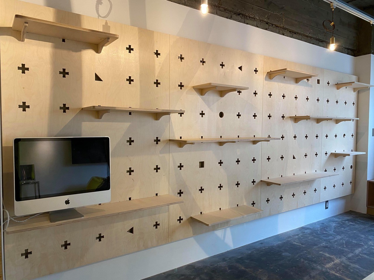 ■簡単に着脱できるマグネット式